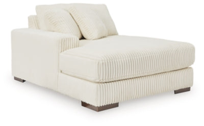 Lindyn Sectional with Chaise - Sims Furniture