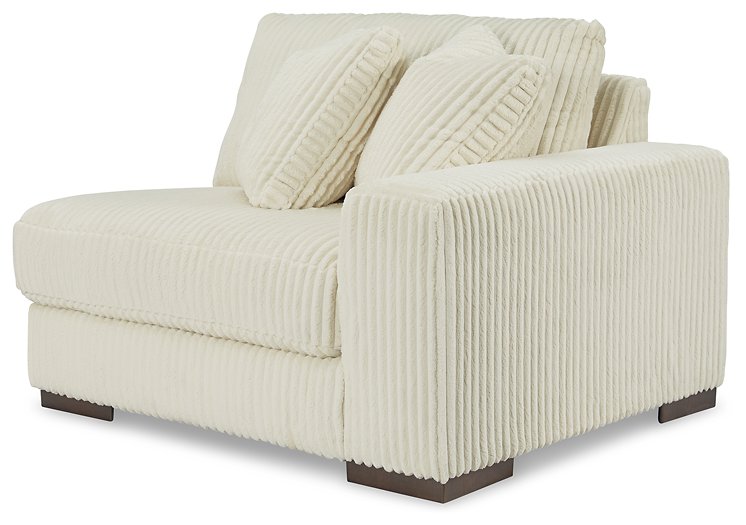 Lindyn Sectional - Sims Furniture