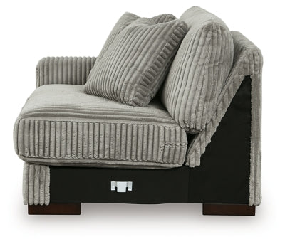 Lindyn Sectional with Chaise - Sims Furniture