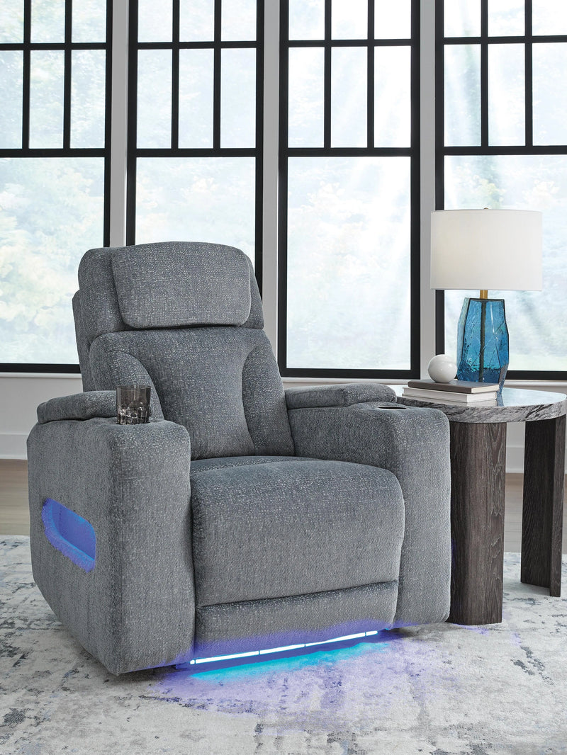 Studio Cave Power Recliner