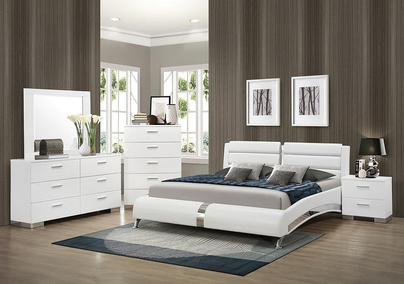 Jeremaine 5-piece Queen Bedroom Set Glossy White - Sims Furniture