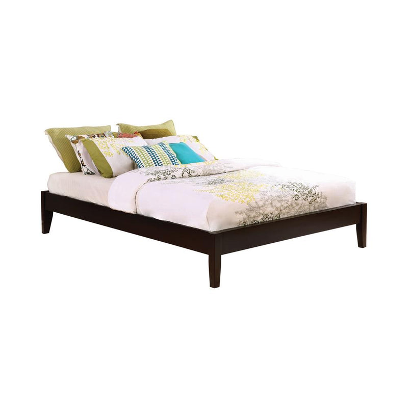 Hounslow California King, E.King, & Queen Universal Platform Bed Cappuccino - Sims Furniture