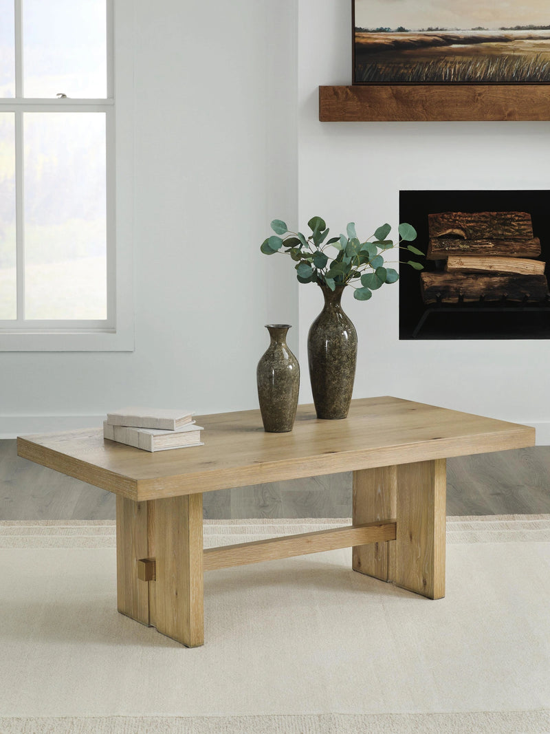 Crendlin Cocktail Table