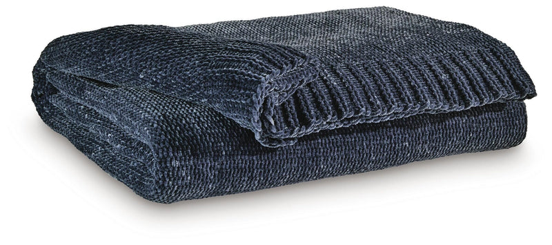 Anawood Throw