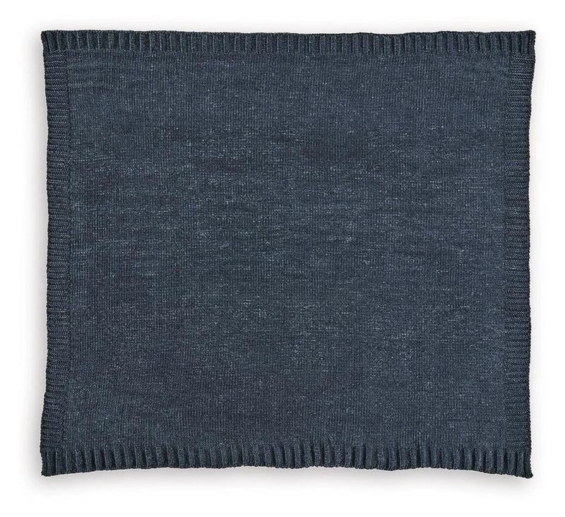 Anawood Throw