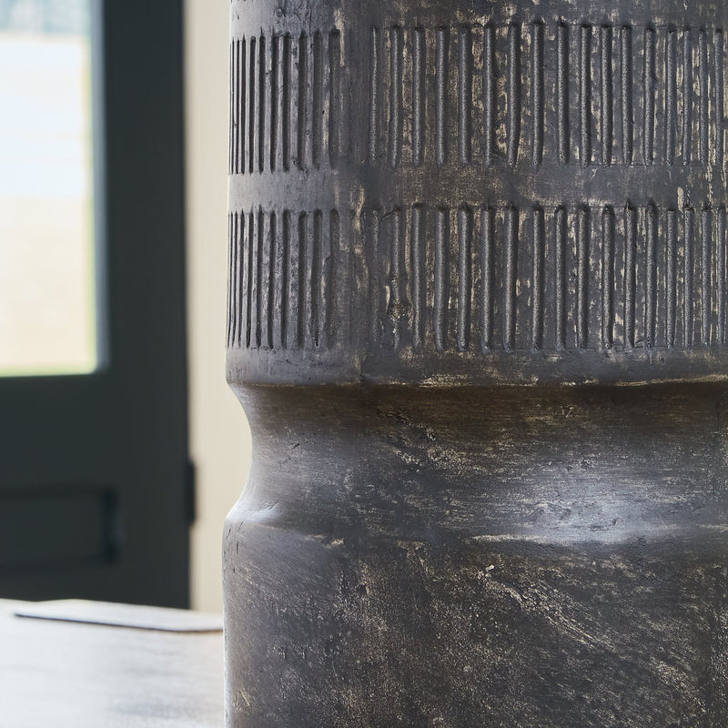 Beninworth Vase - Sims Furniture