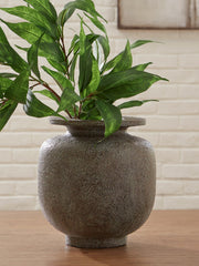 Jedwick Vase - Sims Furniture