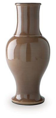 Tillmer Vase - Sims Furniture