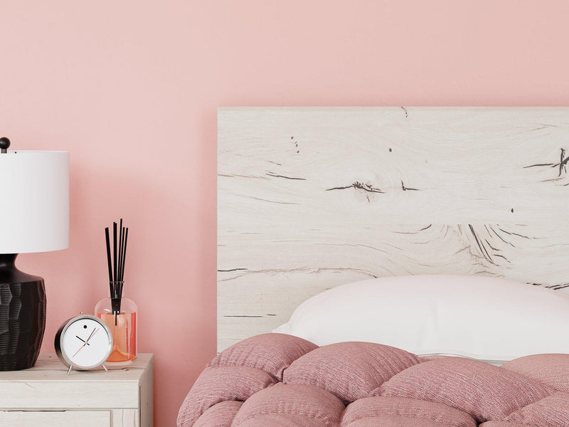 Lawroy Bed - Sims Furniture