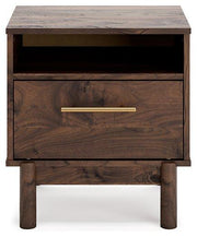 Calverson Nightstand - Sims Furniture