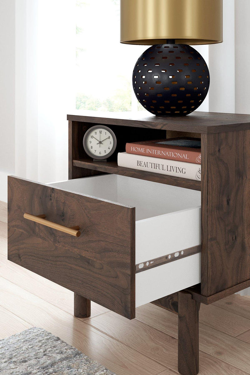 Calverson Nightstand - Sims Furniture