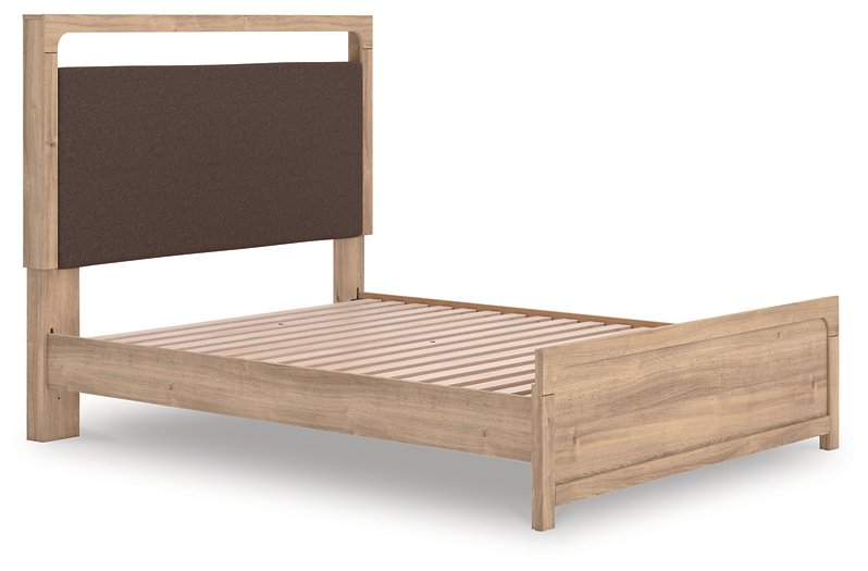 Kinlanni Upholstered Bed - Sims Furniture