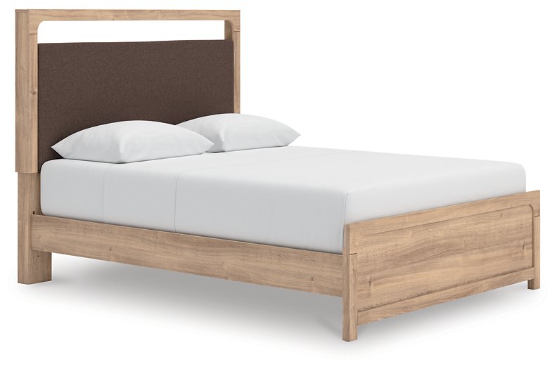 Kinlanni Upholstered Bed - Sims Furniture