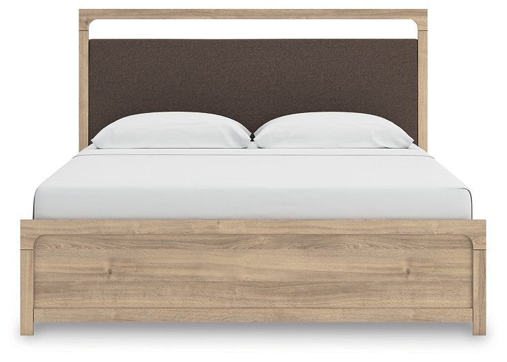 Kinlanni Upholstered Bed - Sims Furniture