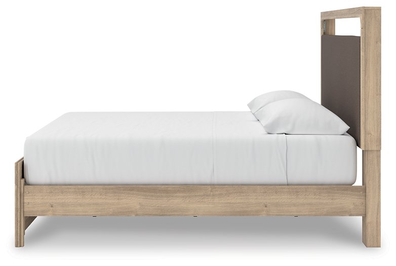 Kinlanni Upholstered Bed - Sims Furniture