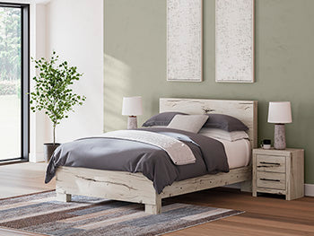 Lawroy Bed - Sims Furniture
