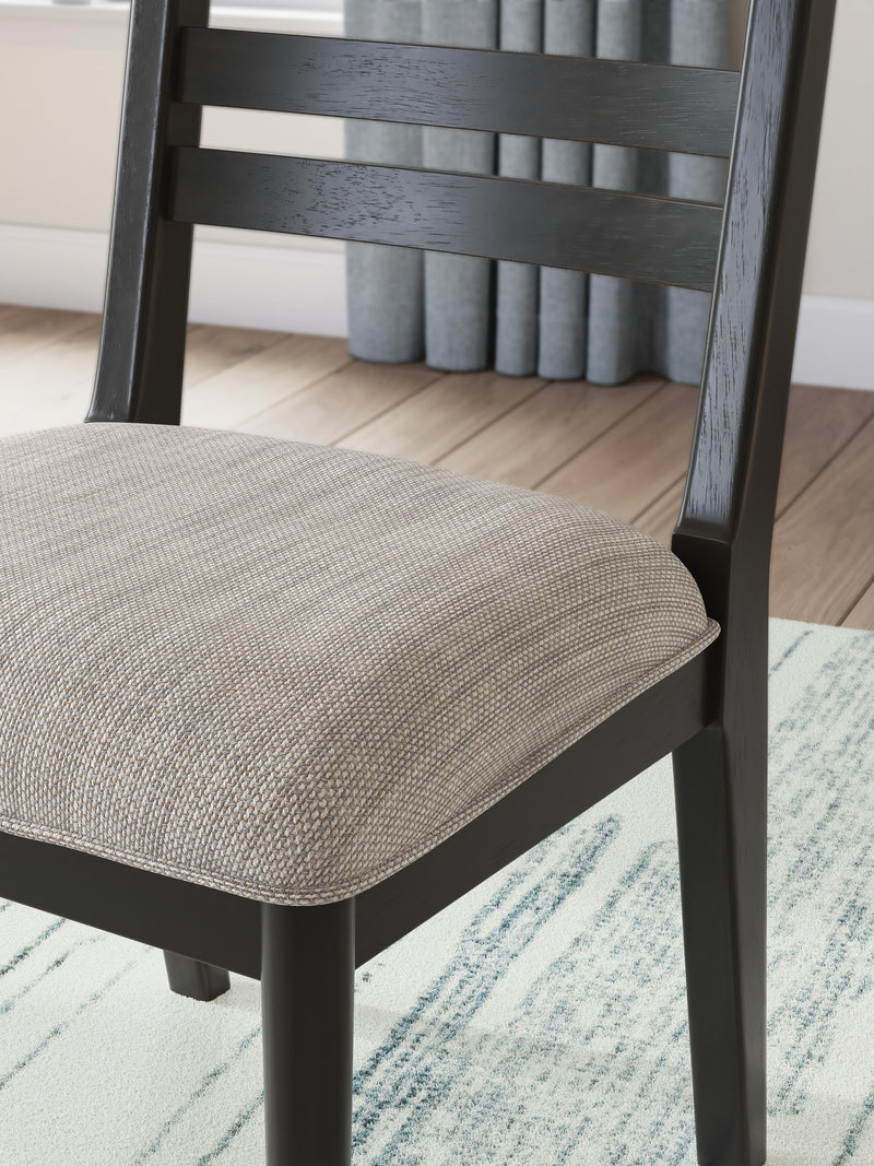 Greddinton Dining Room Set - Sims Furniture