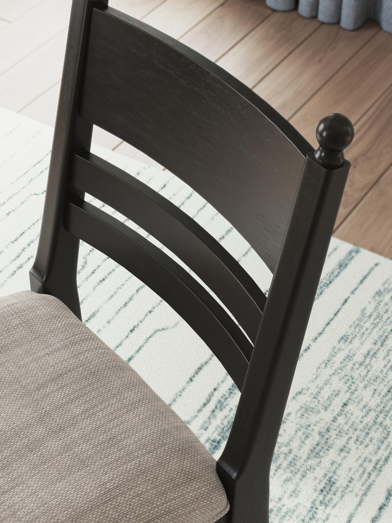 Greddinton Dining Room Set - Sims Furniture