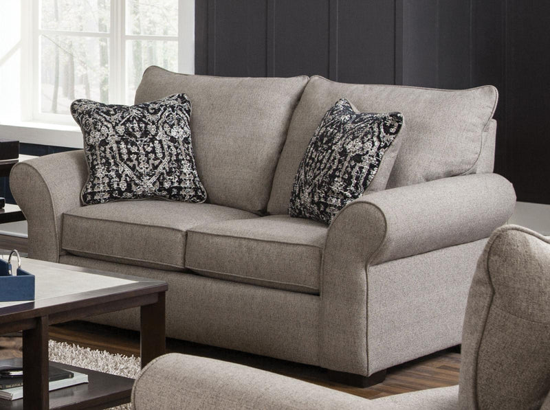 Maddox Loveseat