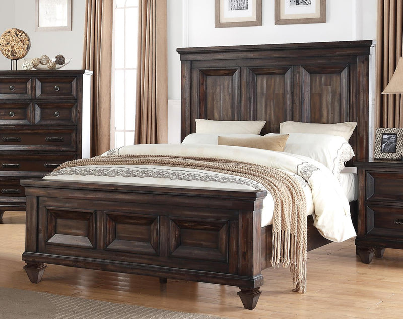 New Classic Sevilla Queen Bed in Walnut